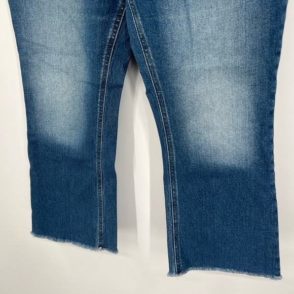 J. Crew Billie Demi-Boot Cropped Jeans in Lantern Wash Distressed - Picture 3 of 11